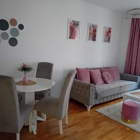 Skyline Apartment Bijeljina Exterior foto