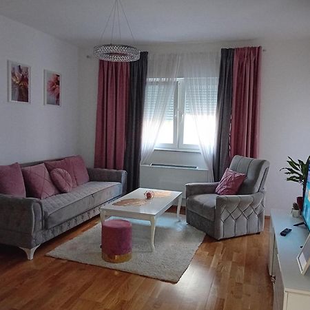 Skyline Apartment Bijeljina Exterior foto